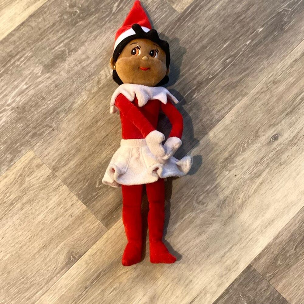 The Elf On The Shelf Plushee Pals Girl Dark Skin Brown Eyes Snowflake Skirt